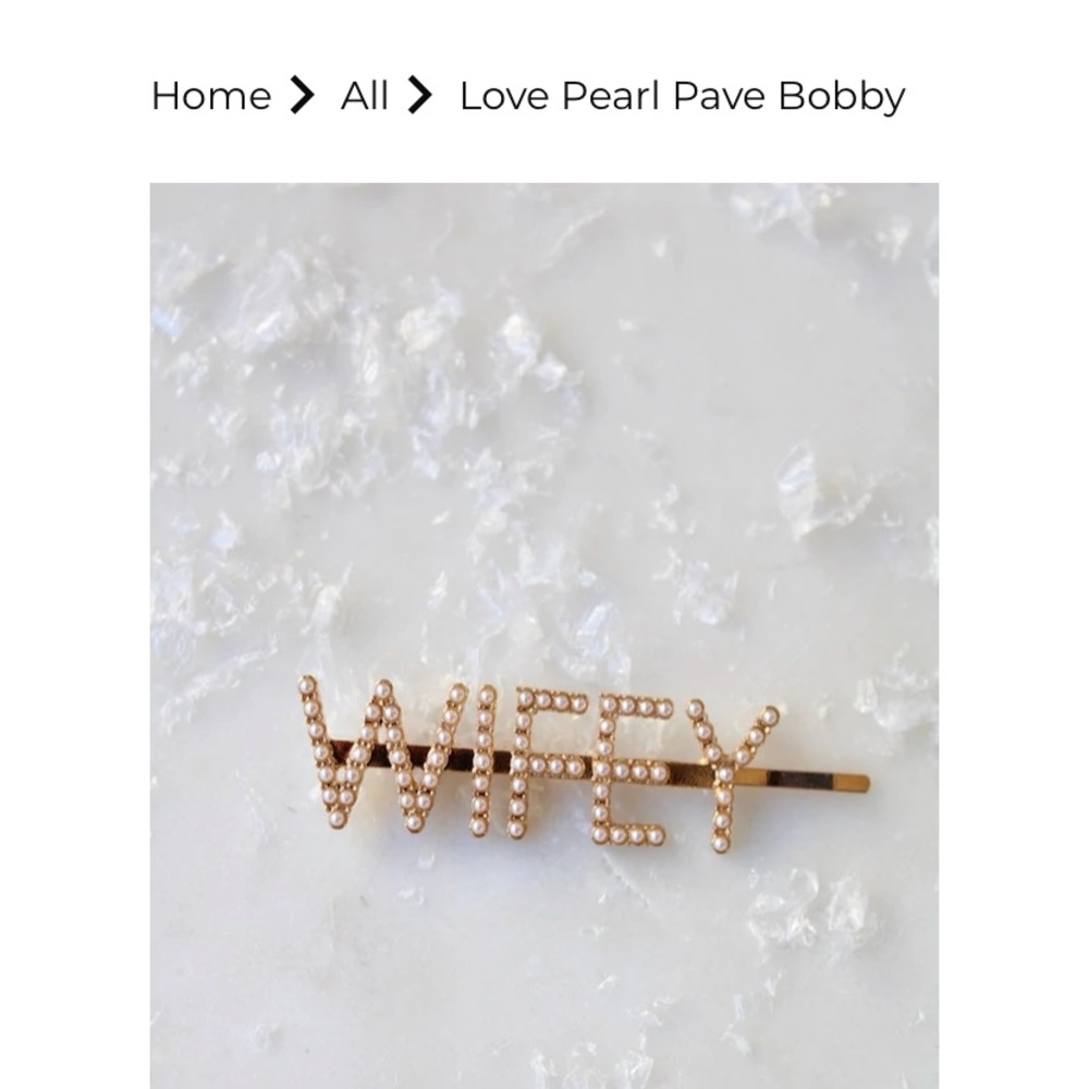 Untamed petals wifey hair bobby pin